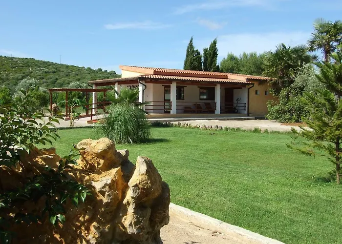 Corallo Gospodarstwo agroturystyczne *